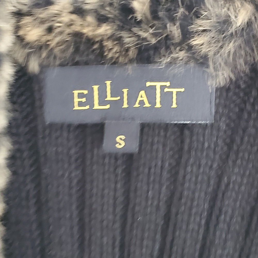 Elliatt Rabbit Fur Ribbed Knit Open Front Vest Small - Picture 6 of 7